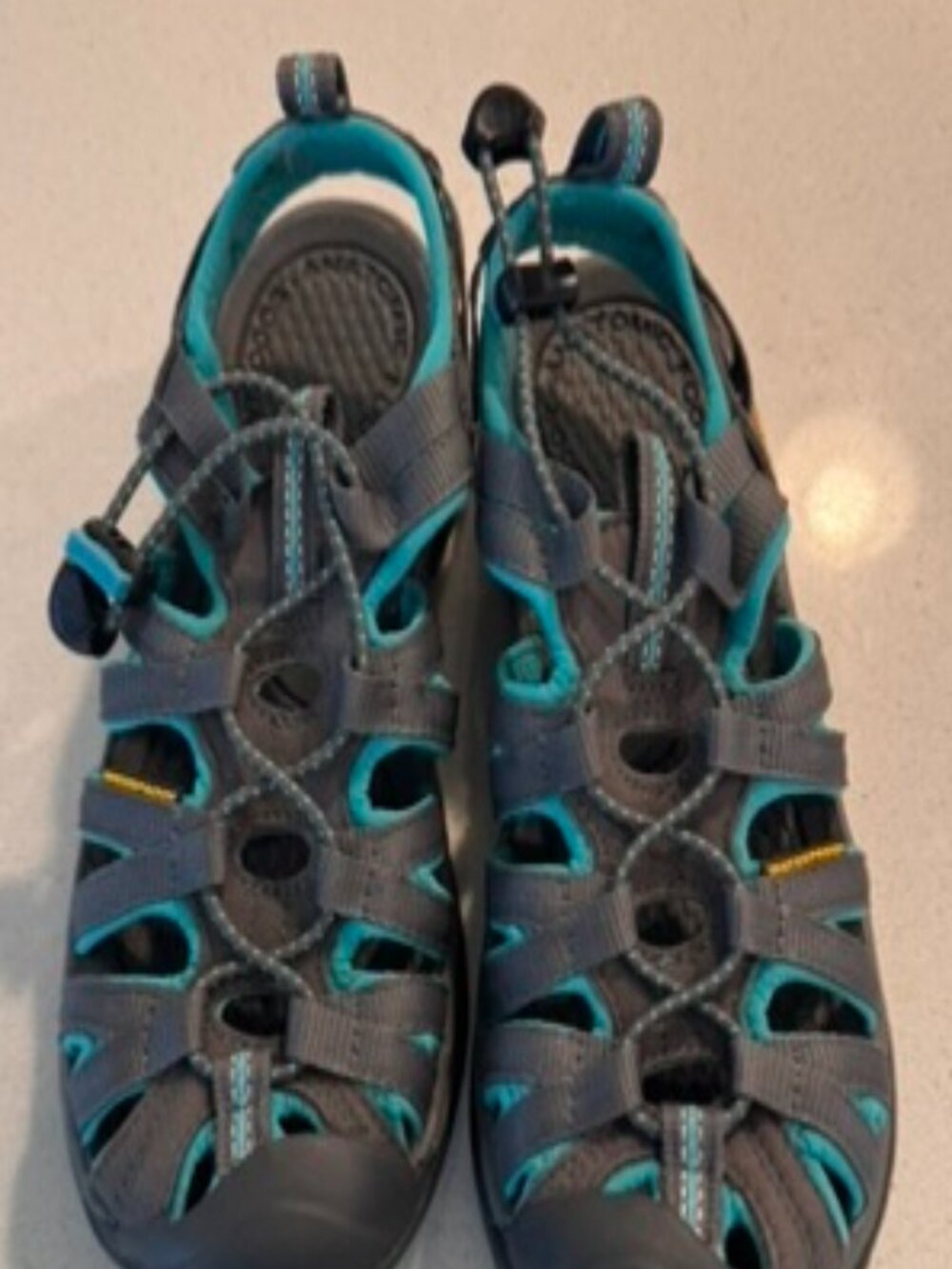 NEW KEEN women's shoes size US5 5 Whisper Sandals Gray Teal closed toe
